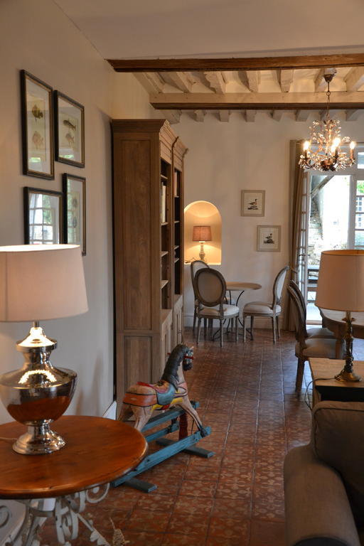 Les Hautes Sources - Esprit De France Menilles Exterior photo